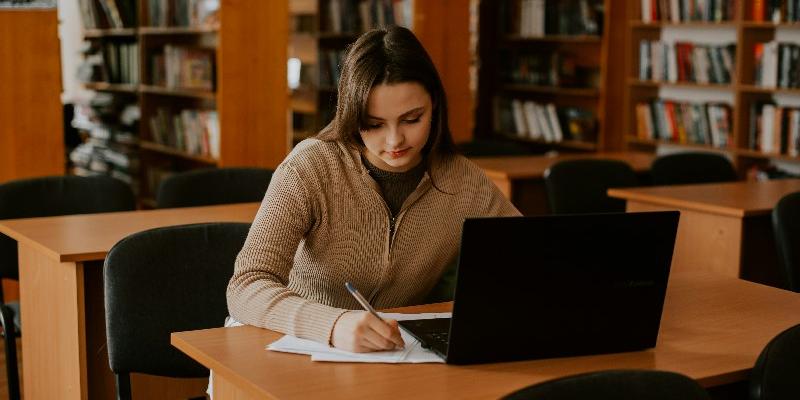 Quelles poursuites d’études après un BTS Bioqualité ?